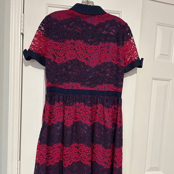 Draper James Navy/Fuchsia Short Sleeve Midi Dress Lace Overlay Size 10 Preppy! - Picture 8 of 8